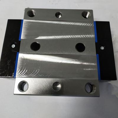 China Original Smooth Motion Rexroth Linear Guide Bearing Cage Block R185142320 for sale