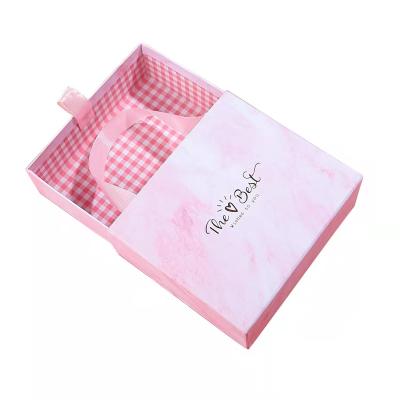 China Hand Recyclable Style Ins Style Paper Boxes Exquisite Portable Exquisite Gift Packing Box for sale