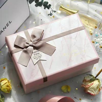 China Handmade Bow Gift Style Ins Style Paper Boxes For Lafite Grass Suits Girlfriend's Birthday Gift for sale