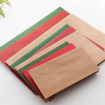 China Environmentally Friendly Recyclable Three Color Kraft Paper Bag Is Suitable For Small Gift Packing for sale