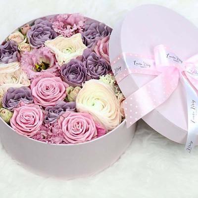 China Recyclable Garden Flower Gift Box Wedding Mother's Day Valentine's Day for sale