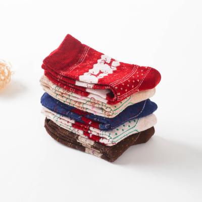 China Wholesale Cute Pattern Antibacterial Winter Christmas Socks Women /Christmas Fleece Socks/Christmas Socks for sale