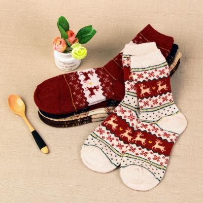 China Antibacterial in Stockings Custom MOQ Winter Warm Christmas Socks , Indoor Floor Socks for sale