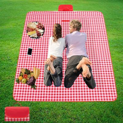 China Lightweight Durable Lightweight Waterproof Reusing Foldable Ultrasonic Waterproof Picnic Mat Blanket Bespoke Design Folding Mat For Camping Beach Mat for sale