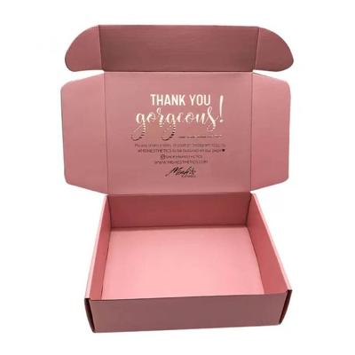 China Recycled Materials 2022 New Hot Sale Pink Gold Foil Corrugated Packaging Box, Customized Logo Pink Mail Shipping Box for Wig for sale