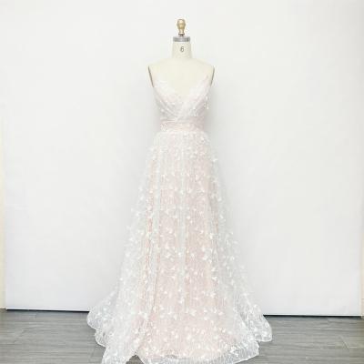 China Anti-Static 2021 New Ladies Fashion Puffy Lace Tulle Wedding Dress for sale