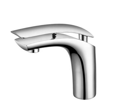 China HOT-SALE Style Modern Design China Factory Single Handle Deck Mounted Cooper Basin Faucet Metered Taps For Bathroom for sale