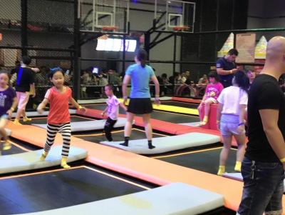 China Trampoline Park Indoor Outdoor Rides Bounce Trampoline Park for sale