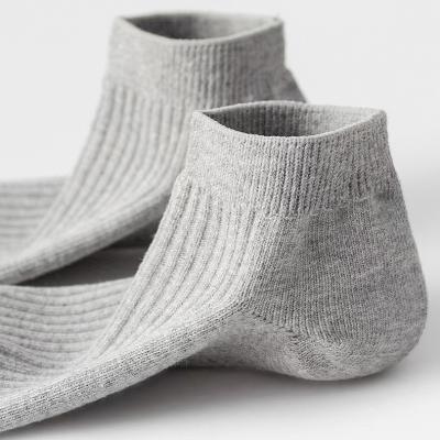 China Popular sporty high quality hot sale cotton leica spandex men knitting socks men short low cut ankle socks for sale