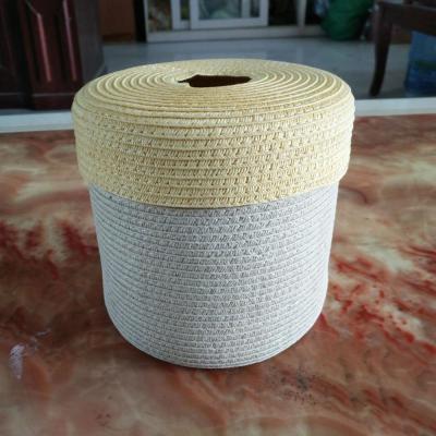 China Sustainable Handmade Round Straw Baskets Boxes With Cover for sale