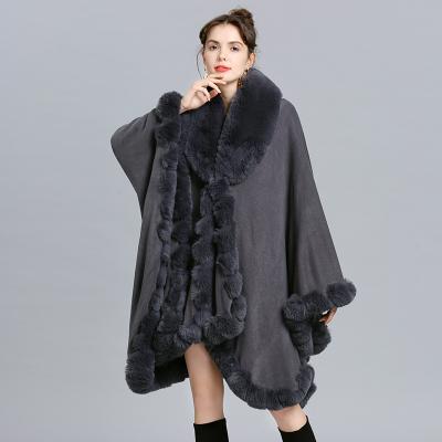 China 2021 Winter Women Winter Size Fur Coats Sustainable Hot Sale Short Warmer Jacket Faux Fur Coats zu verkaufen