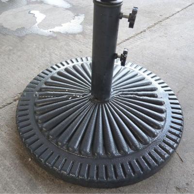 China Mefo Durable Garden Resin Heavy Duty Patio Umbrella BASE For Center Pole Parasol for sale