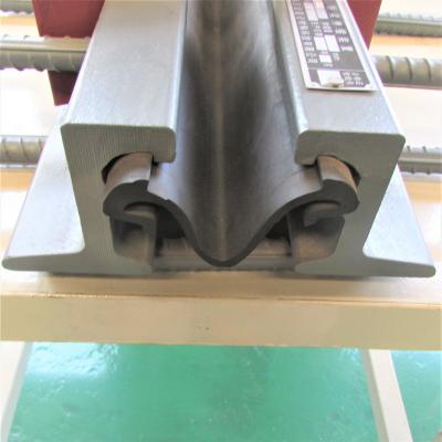 China Jingtong China Rubber bstainless steel expansion joint railway bridge or construction factory for sale