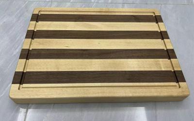 China Black Walnut / Maple / Cherry Wood /  Olive Wood Cutting Board for sale