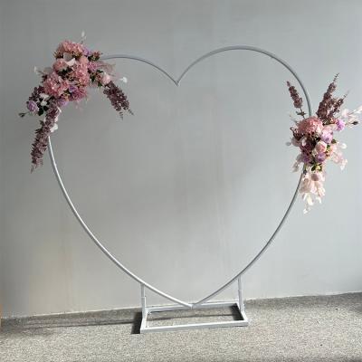 China White 2022 Wedding Decorations Wedding Supplies Metal Arch Party Heart Frame Backdrop Fashionable for sale