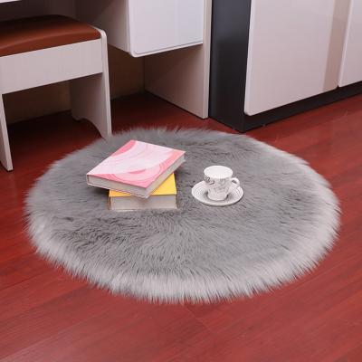 China Home Decoration Anti-Slip Cold Proof Rug Circular Plush Carpet Bedroom Carpet Blanket for sale