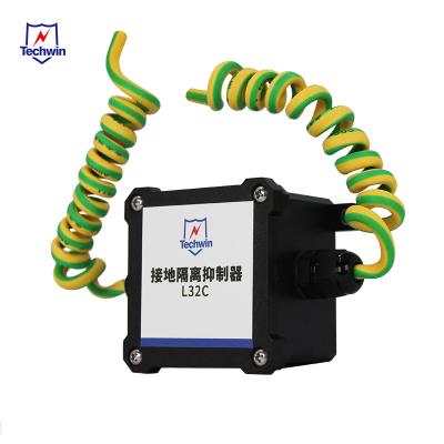 China Techwin Isolating And Shielding Working Ground Surge Protector , Grounding Isolation Suppressor L32C for sale