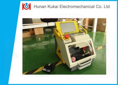 China FullAutomatic Key Duplicating Machine Copying With LCD Touch Screen for sale