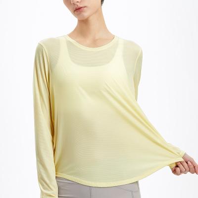 China Beautiful Back Breathable Yoga Fitness Clothing Women's Running Loose And Breathable Quick Dry Slim Top for sale