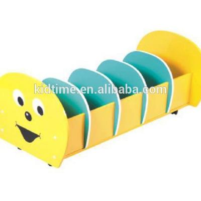 China High Quality Kindergarten Children Furniture Solid Wooden Wooden Book Shelves for sale