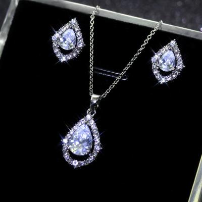 China CLASSIC Diamond Crystal Waterdrop Necklace 2021 and Shiny Wedding Bridal Jewelry Earrings Set For Women for sale