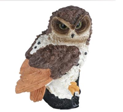 China Garden Resin with Plastic Owl Shape Solar-Powered Lawn Lamp for Outdoor Yard Garden for sale