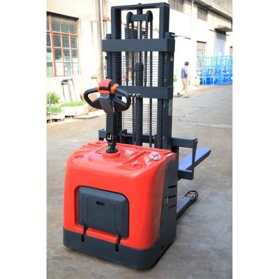 China Hotels Pangolin Heavy Duty High Lift Rack On Pallet Electric Forklift 2000kg 2 Ton Rider Stacker for sale