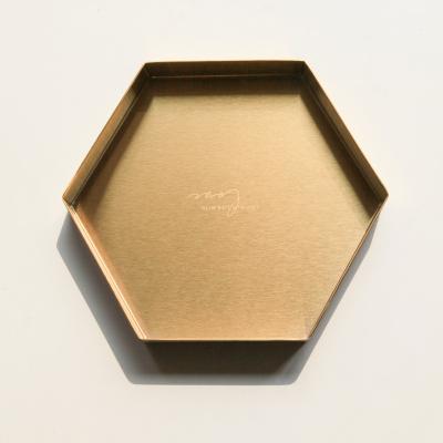 China Maxery Sustainable Minimalist Geometry Classic Home Metal Gold And Brass Stainless Tray for sale