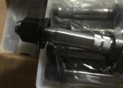 China SINOTRUK Howo Rear Hub Bolt Truck Trailer Parts AZ9112340123 Long Time for sale