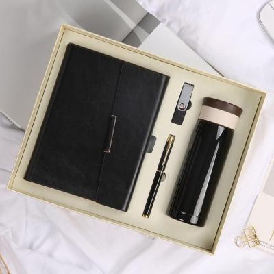 China Eco-Frendly PU Leather Notebook, 4G USB, 5000 mAh Power Bank Promotion Corporate Gift Set Points 2020 for sale