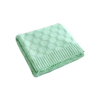 China Good Quality Smooth Light Weight Sofa Throw Easy Comfortable to Carry Knitted Blanket for sale