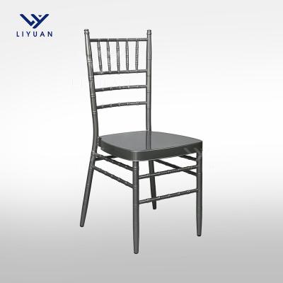 China Wholesale Modern Cheap White Stackable Wedding Party White Iron Steel Gold Metal Chiavari Chairs Black Wedding for sale