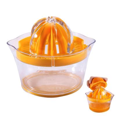 China New Squeezer Household Simple Squeezed Fruit Lemon Squeezer Safe Manual Plastic Kitchen Tool for sale