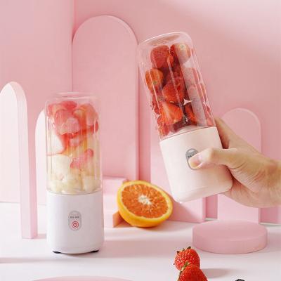 China Home Appliances Convenient Portable Blender Fruit Juicer Usb Electric Juicer Machine As Gift for sale