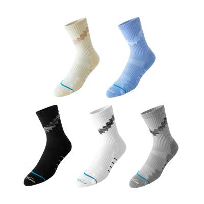 China Breathable Anti Slip Summer Sport Socks Combed Cotton Terry Bottom Ankle Socks Football Badminton Tennis Cycling Riding Sport Socks for sale