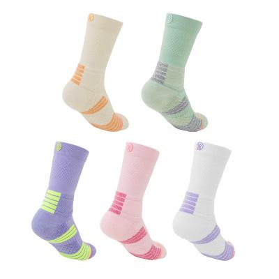 China Breathable Women's Tennis Gym Socks with Seamless Plaid Pattern Breathable and Sweat Wicking Ankle Arch Support for Spring Season for sale