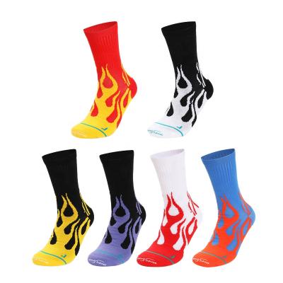 China Breathable Fashion Hip-hop Skateboard Men Women Street Socks Casual Sports Trendy Socks Colorful Casual Crew Funny Happy Socks for sale