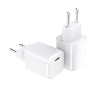 China Type C Power Adapter MOBILE PHONE USB Chargers Adapter PD 20W Mobile Phone Charger Portable Fast Charger for sale