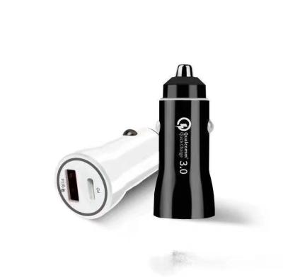 China Smart Chip With LED Display Mobile Accessories Fast Charging USB 3.1A USB C2 Fast Charger Ports Car Charger With 1 Port 18W Type-C Car Charger Adapter for sale