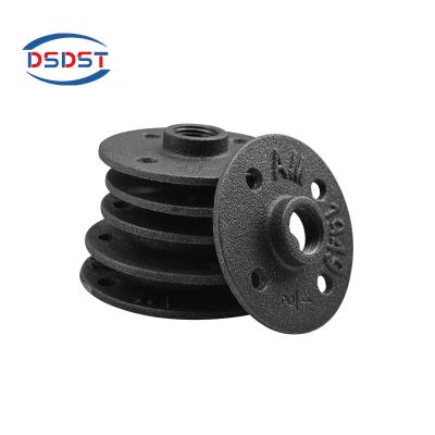 China Iron Black Malleable Iron Pipe Fittings Floor Flange Base Flange With Screws And Holes Home Decor Holding for sale