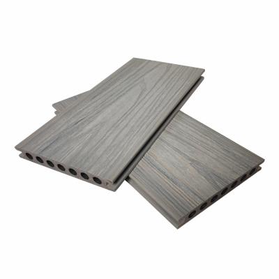 China Banheira de banho de engenharia à prova d'água Co-extrusão Decking WPC painéis 8ft à venda