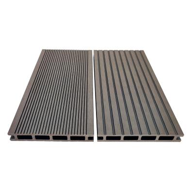 China Decking compuesto resistente a los insectos de la nueva tecnología WPC Decking 145*21m m en venta