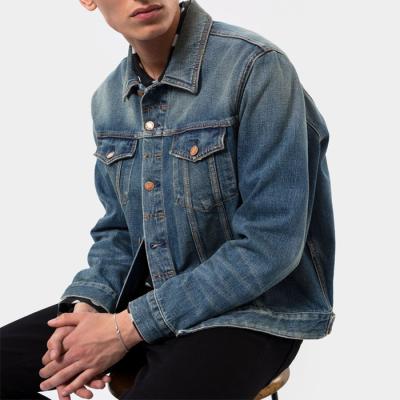 China Light Blue Durable Mens Denim Jackets Classic Collar Front Pockets Button Up Jackets for sale