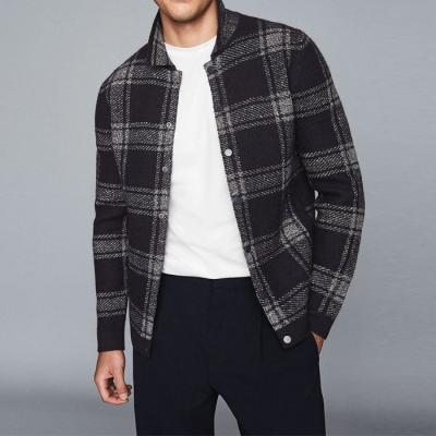 China Sustainable Custom Logo Design Regular Fit Checked Shirt Long Sleeve Buttoned Cuffs Mens Plaid Jackets for sale