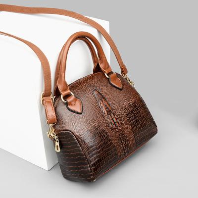 China Fashion women bag 2022 new crocodile pu large capacity handbag ladies shoulder handbags with logo custom china for sale