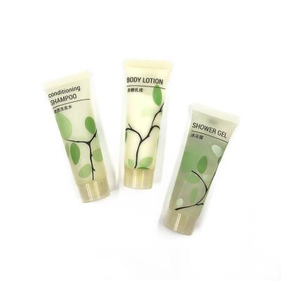 China High Quality Disposable Hotel Shampoo Toiletries Kit Natural Materials Ingredients Hotel Kit for sale