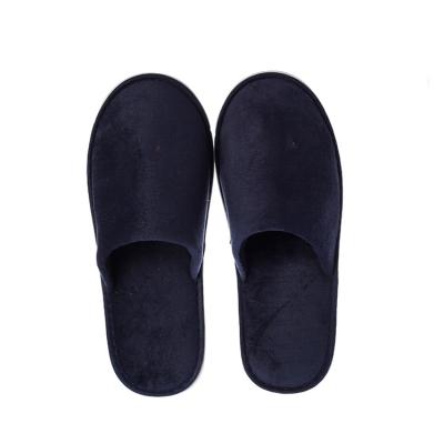 China Beautiful Appearance Customized Size Super Soft And Comfortable One Time Soft Hotel Slipper Hotel Slipper For Spa for sale