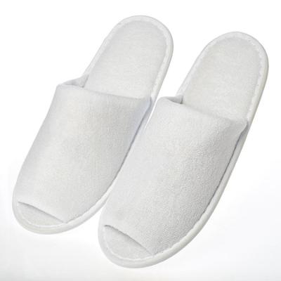 China Super Toe Design Memory Foam Hotel Disposable Slippers Natural Open Custom Made Professional Soft And Comfortable Slippers for sale