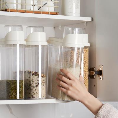 China Transparent Freshness Preservation Rice Storage Container Kitchen Food Storage Container Cereal Dispenser Food Dispenser With Measuring Cup for sale