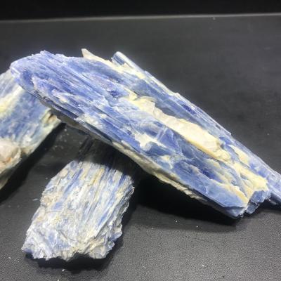 China China Wholesale Natural Raw Blue Kyanite Specimen Gemstone Crystal Opens Rough Kyanite Mineral Gemstone For Decoration for sale